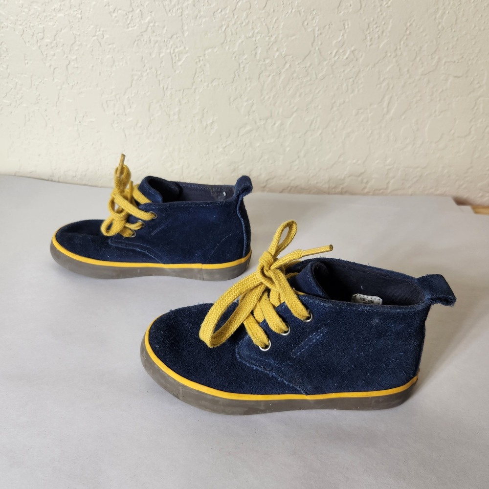 Hanna Andersson Nils Navy Blue Suede Leather Chukka Boots Yellow Laces Kids 10M